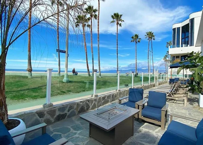 Venice On The Beach