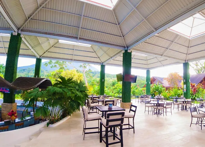 Arenal Paraiso Resort Spa & Thermo Mineral Hot Springs La Fortuna