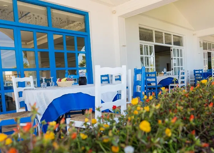 Perla Del Golfo Resort
