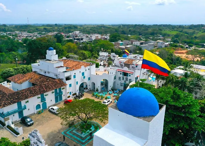 Aldea Plaza