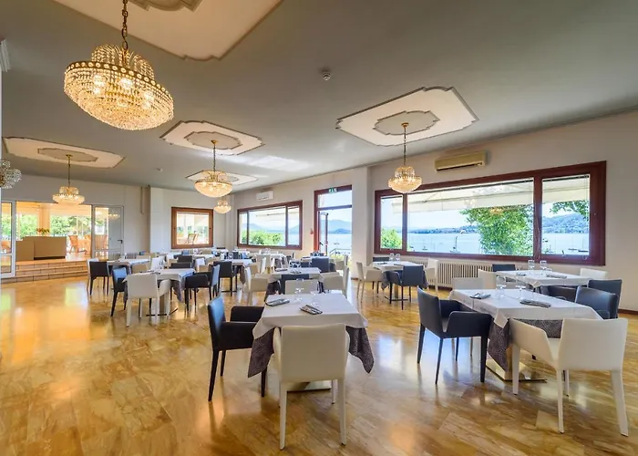 Hotel Villa Paradiso Arona
