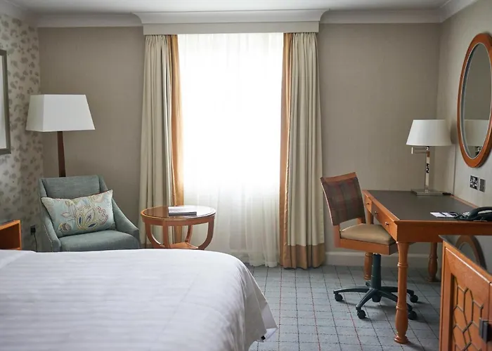 Dalmahoy Hotel & Country Club Kirknewton 