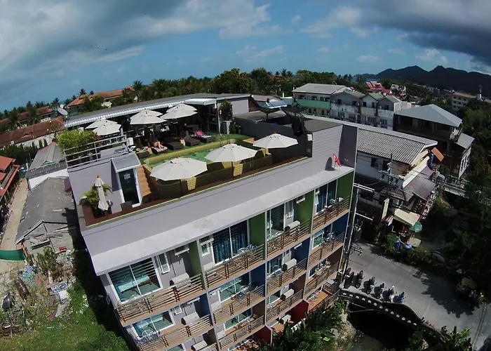 Cheeky Monkey'S Samui