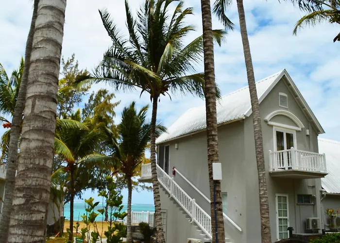 Astroea Beach Hotel (Adults Only)