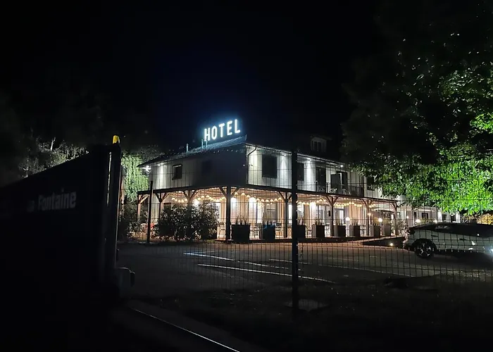 Hôtel logis restaurant La Fontaine