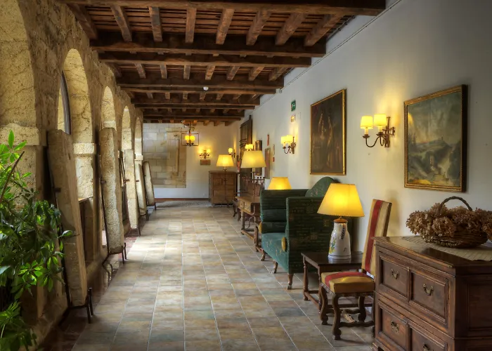 Parador De Cangas De Onis