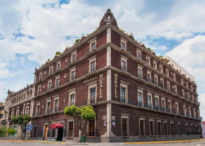 Hotel Morales Historical & Colonial Downtown Core