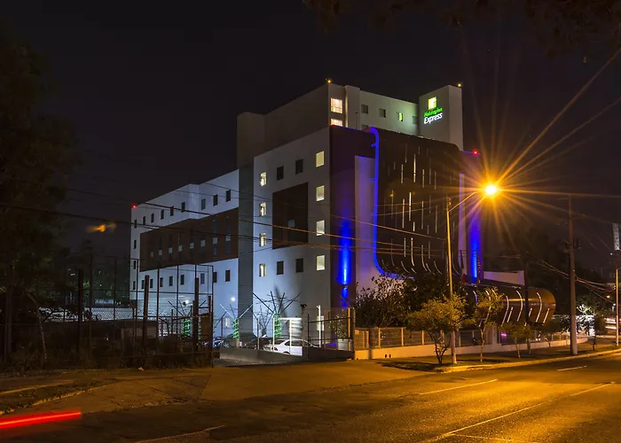 HS HOTSSON Smart Guadalajara Autónoma