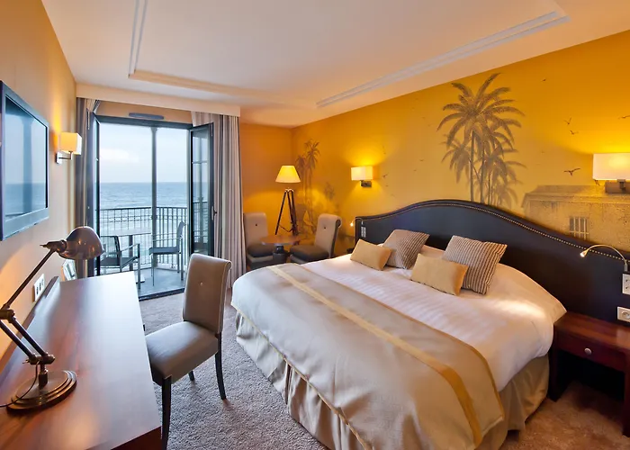 Hôtel Le Nouveau Monde Saint-Malo