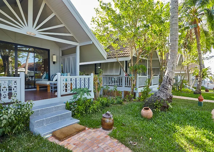 Paradise Beach Resort, Koh Samui - SHA Extra Plus Mae Nam