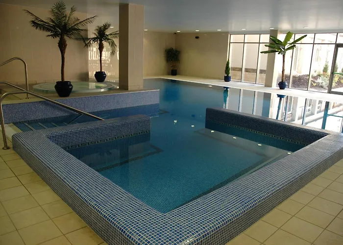 Rochestown Lodge Hotel