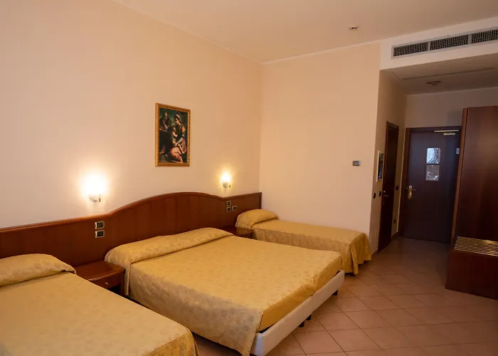 Hotel Garda Family House Castelletto Di Brenzone