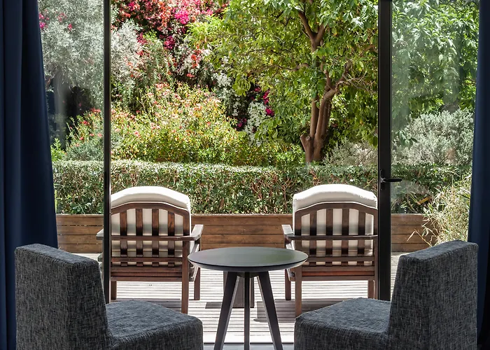 Almyra Hotel Paphos