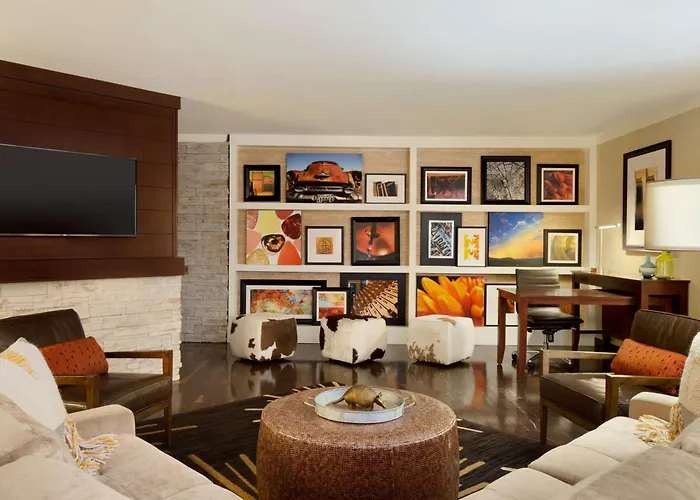 Embassy Suites By Hilton Austin Downtown South Congress