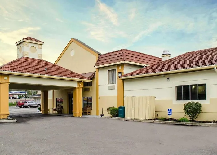 Quality Inn & Suites Medina - Akron West
