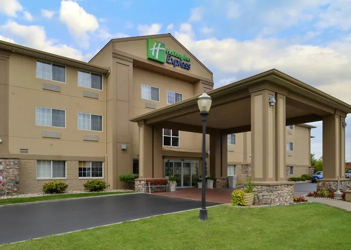 Holiday Inn Express Hotel & Suites-Saint Joseph By Ihg