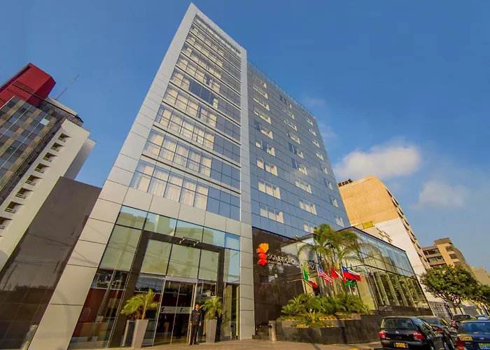 Sol De Oro Hotel & Suites