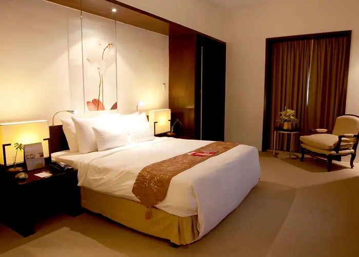 Waterfront Cebu City & Casino
