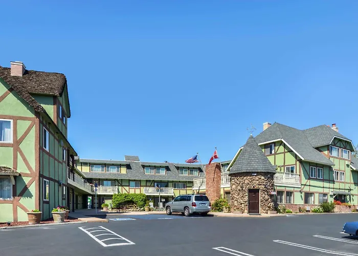 Svendsgaard'S Lodge- Americas Best Value Inn & Suites
