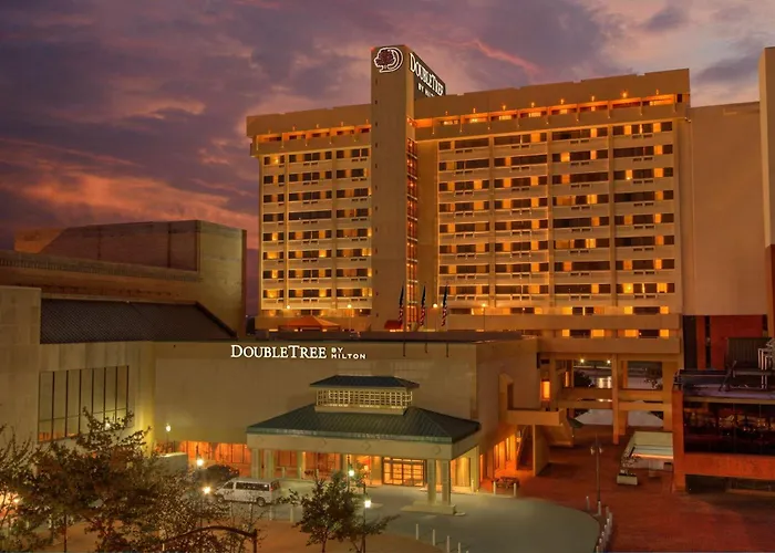 Doubletree By Hilton Little Rock