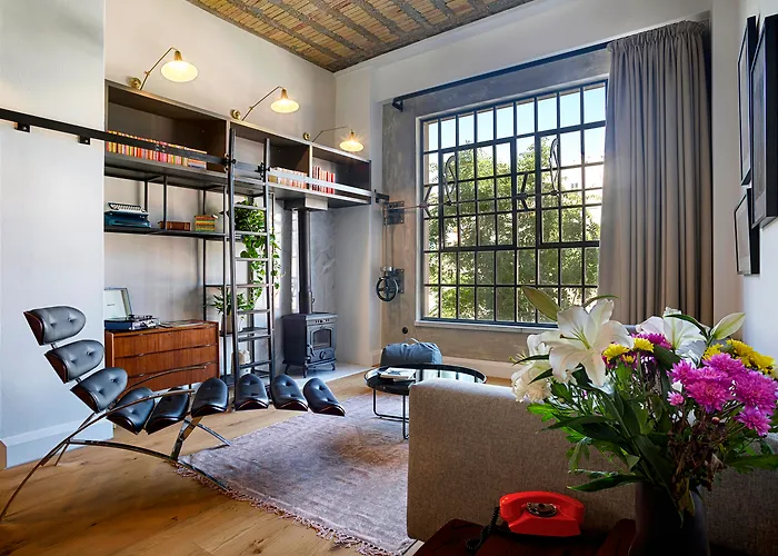 The Foundry Suites