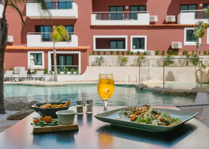Topazio Vibe Beach Hotel & Apartments - Adults Friendly