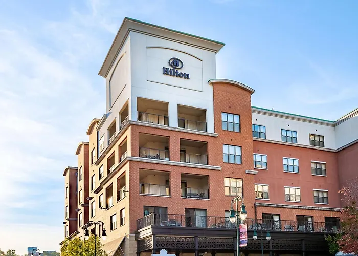Hilton Promenade Branson Landing
