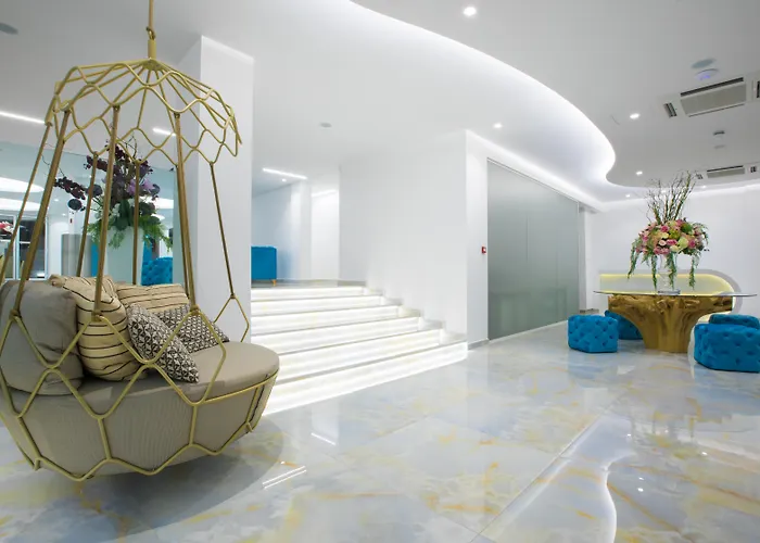 Hotel Napa Suites (Adults Only)