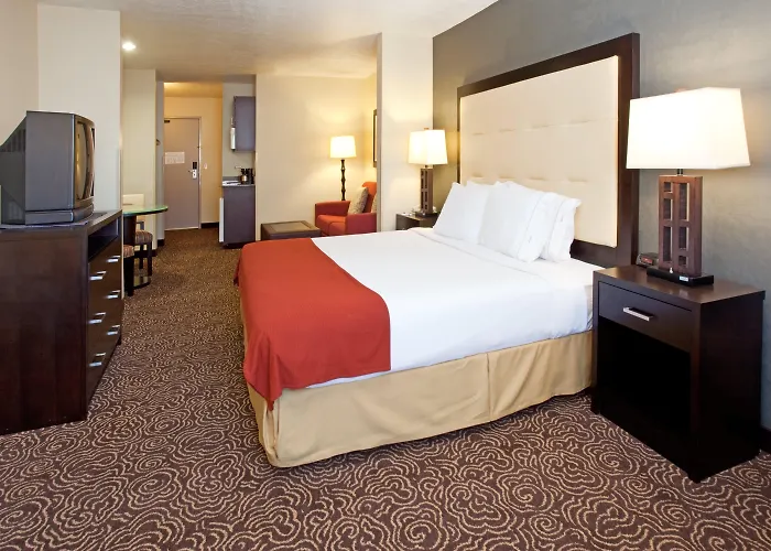 Holiday Inn Express Ogden By Ihg