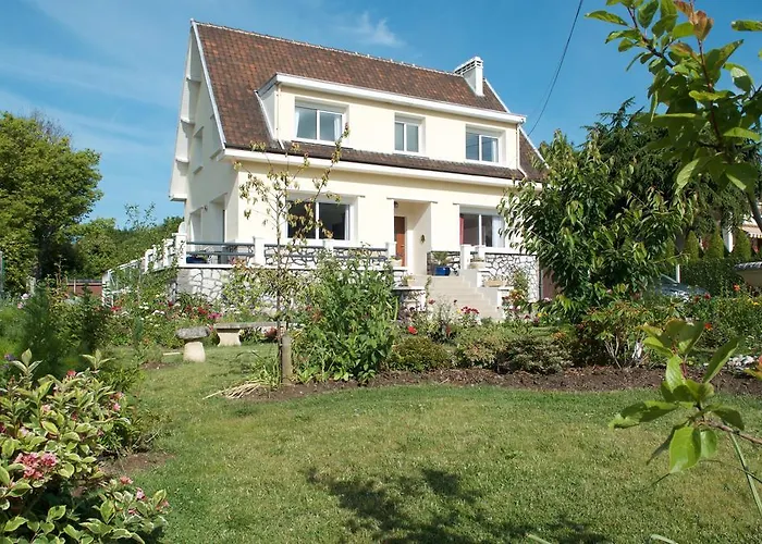 Au Jardin Saint Laurent