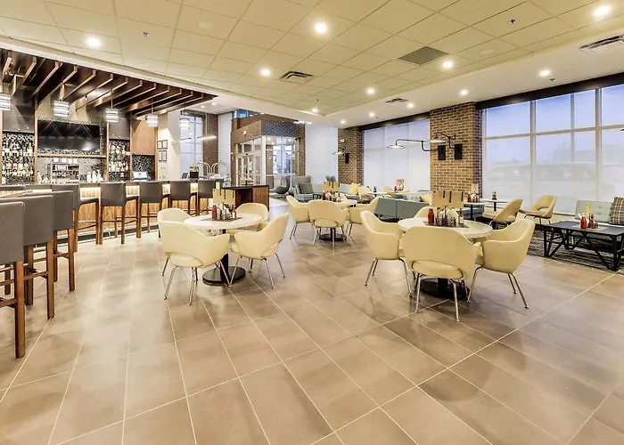 Edmonton Hotels for Romantic Getaway