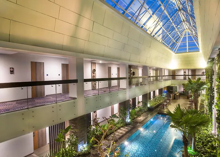 Holiday Inn Bandung Pasteur By Ihg