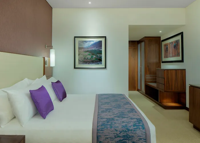Crowne Plaza Muscat Ocec By Ihg