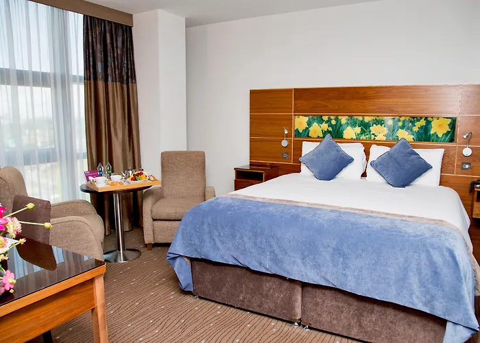 The Gateway Hotel