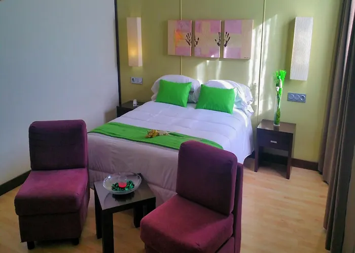 Hotel Puerta de Ocaña