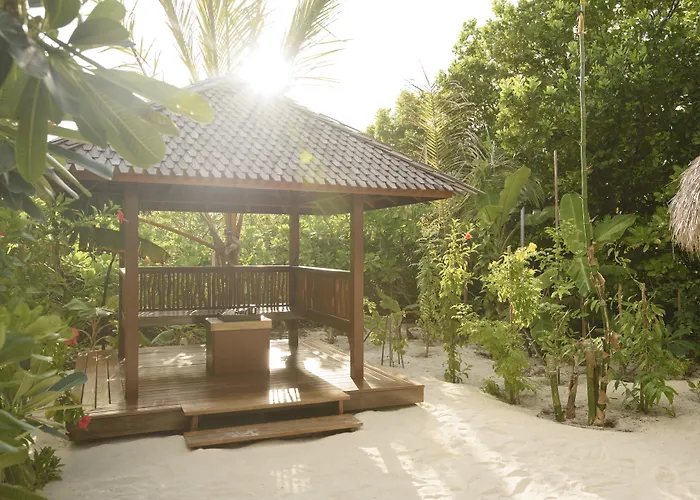 Dhigufaru Island Resort Kudarikilu