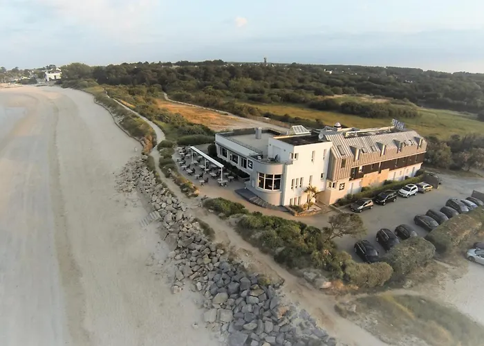 -- Hotel&Restaurant -- LES MOUETTES ----- Larmor Plage - Proche de LORIENT