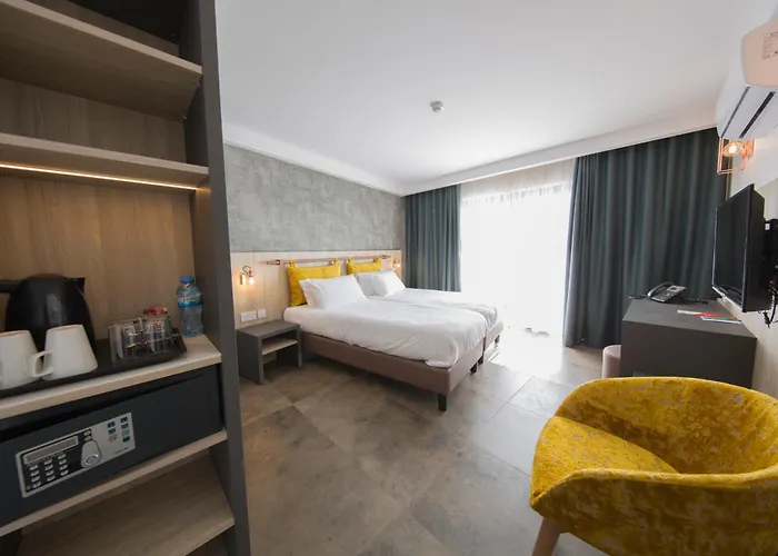 Ivy Hotel - Adults Only