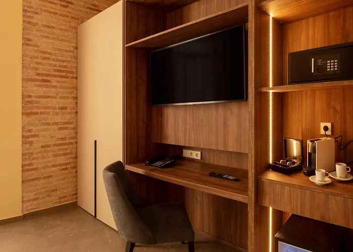 Sh Suite Palace (Adults Only)