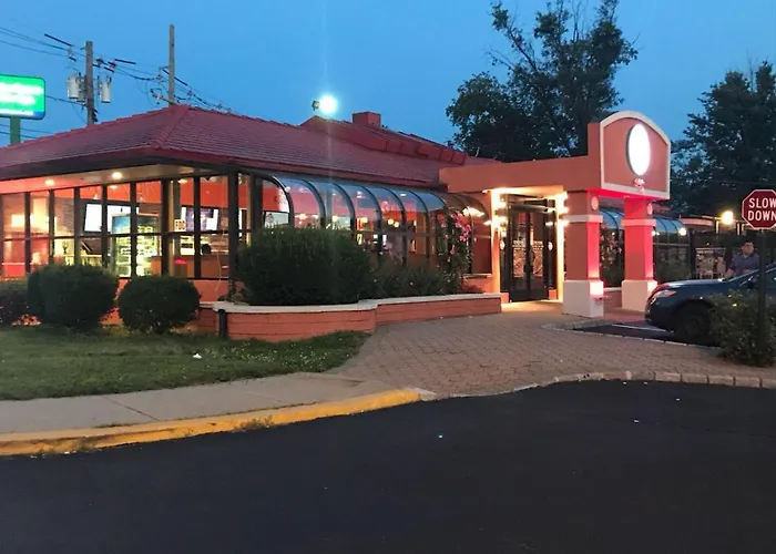 Days Inn By Wyndham Nanuet / Spring Valley