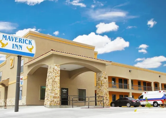 Maverick Inn