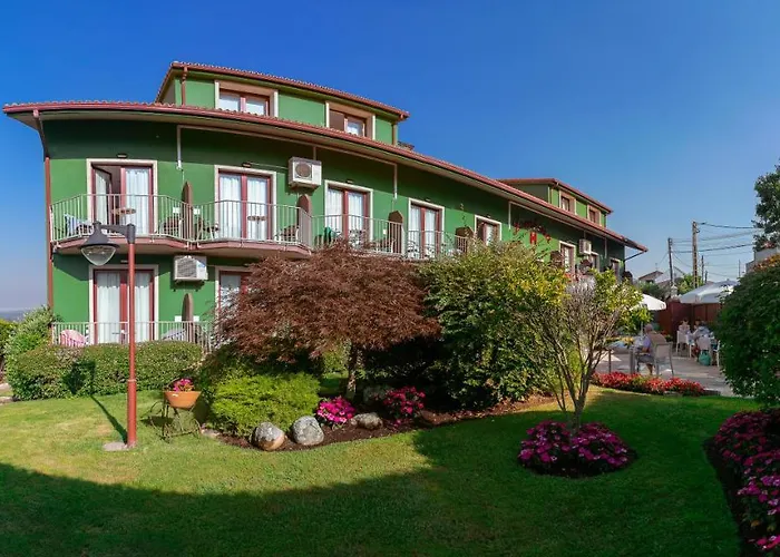 Hotel Lombiña
