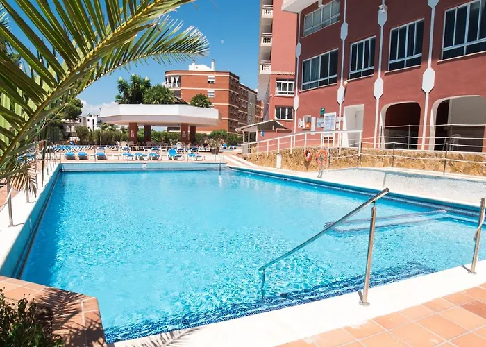 Ona Luna Park - Adults Friendly 16 Years Plus
