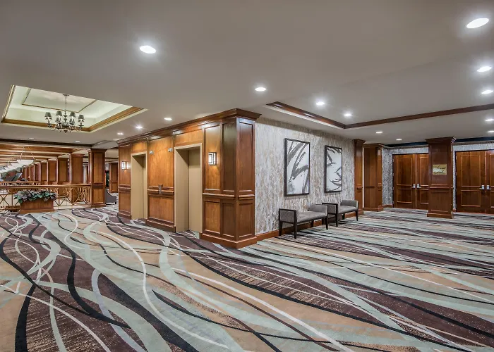 Crowne Plaza Knoxville Downtown University By Ihg