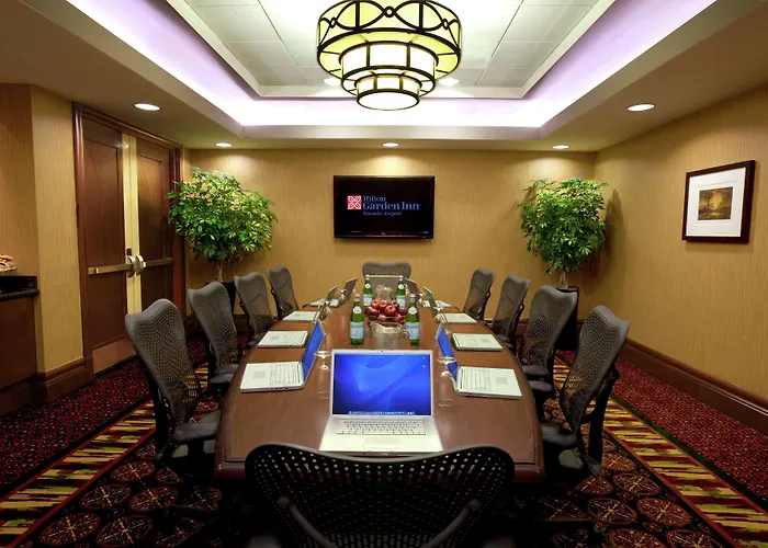 Hilton Garden Inn Toronto Airport