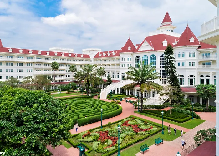Hong Kong Disneyland Hotel