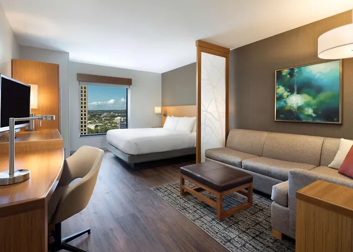 Hyatt Place Austin Downtown