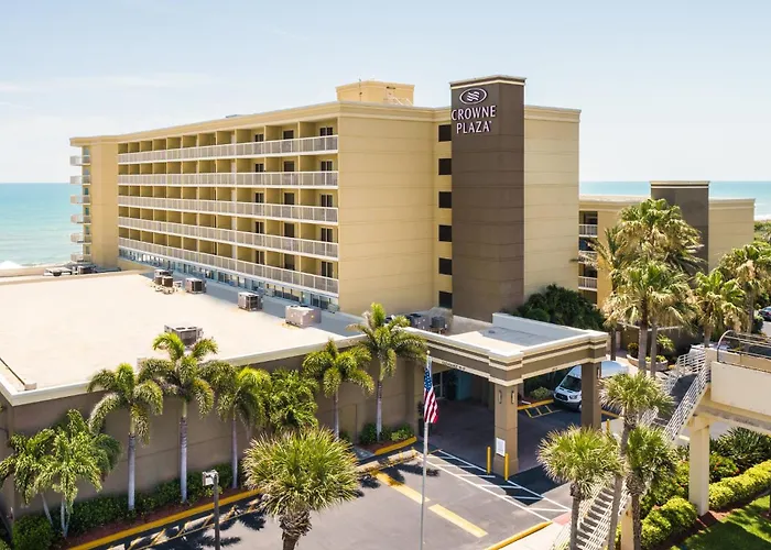 Crowne Plaza -Oceanfront By Ihg
