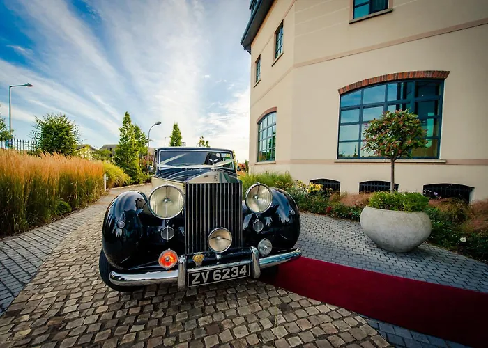Westgrove Hotel
