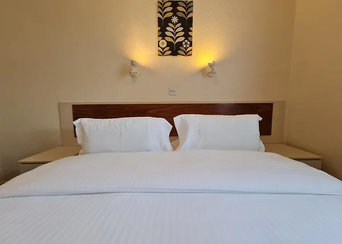Norfolk Hotel
